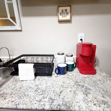 Spacious Suite Close To Downtown Indy/ King Bed 印第安納波利斯 外观 照片