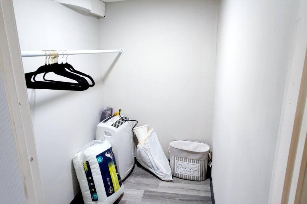 Spacious Suite Close To Downtown Indy/ King Bed 印第安納波利斯 外观 照片