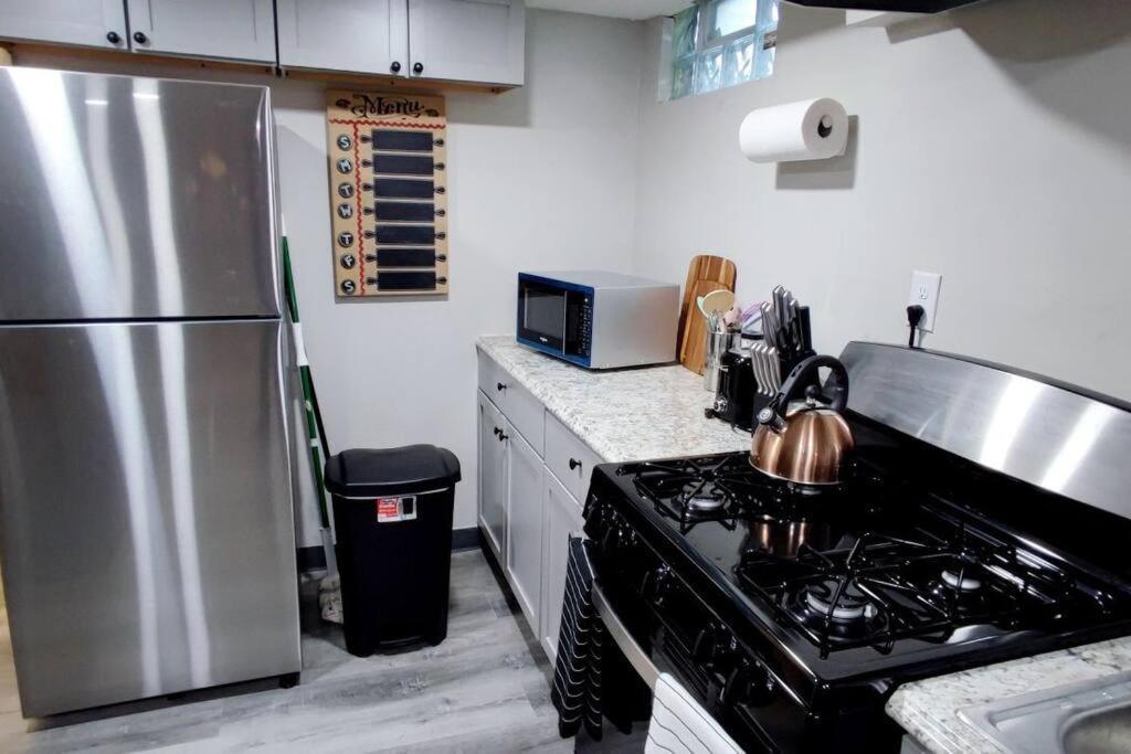 Spacious Suite Close To Downtown Indy/ King Bed 印第安納波利斯 外观 照片