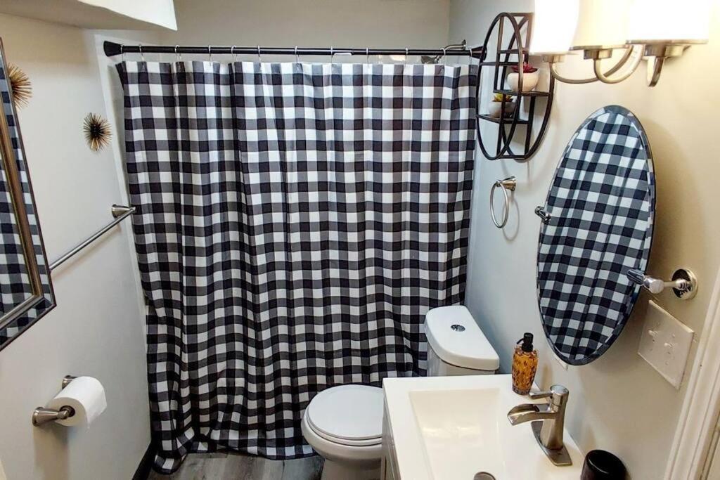 Spacious Suite Close To Downtown Indy/ King Bed 印第安納波利斯 外观 照片
