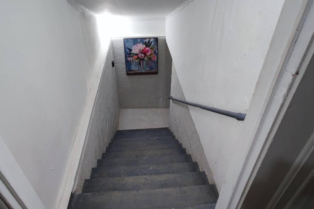 Spacious Suite Close To Downtown Indy/ King Bed 印第安納波利斯 外观 照片